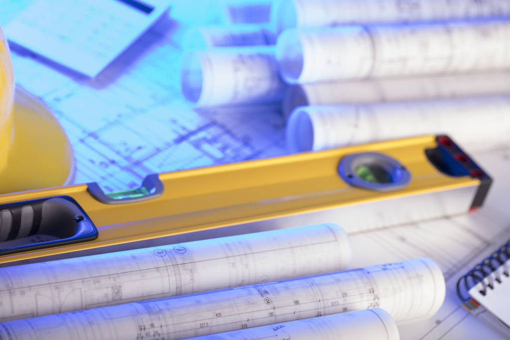 1592371487185645.jpg staff_1024.jpg